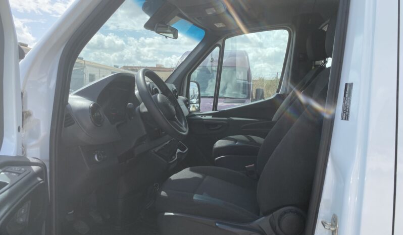 2019 Mercedes Sprinter 211 9 PLAZAS lleno