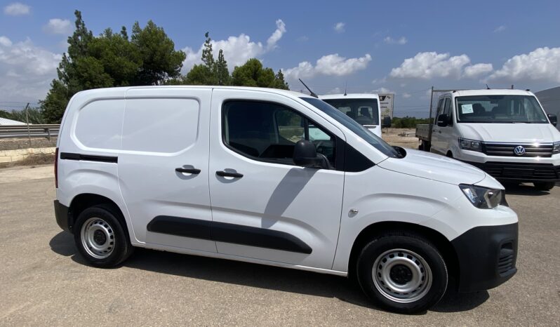 PEUGEOT Partner Asphalt Standard 610kg lleno