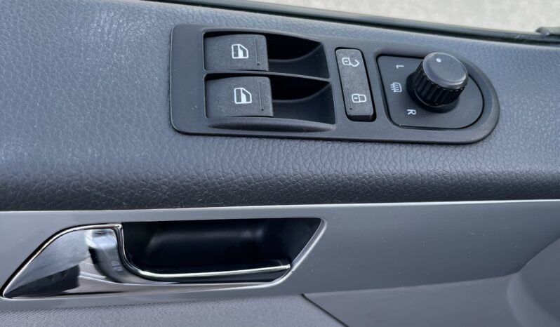 2010 VOLKSWAGEN Multivan 2.0 TDI 180cv Comfortline 4p. lleno