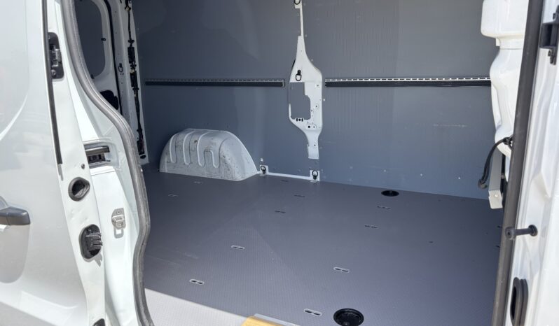 Renault Trafic L2H1 1.6 TDI lleno