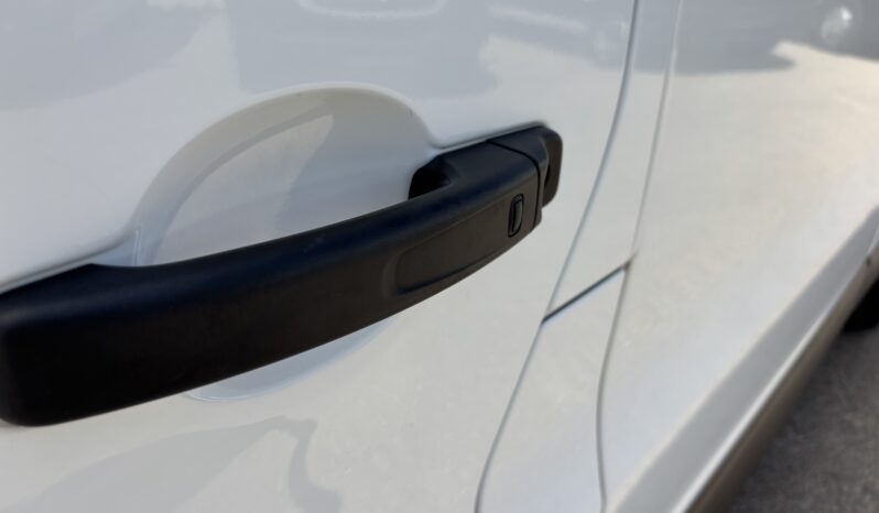 Renault Trafic L2H1 1.6 TDI lleno