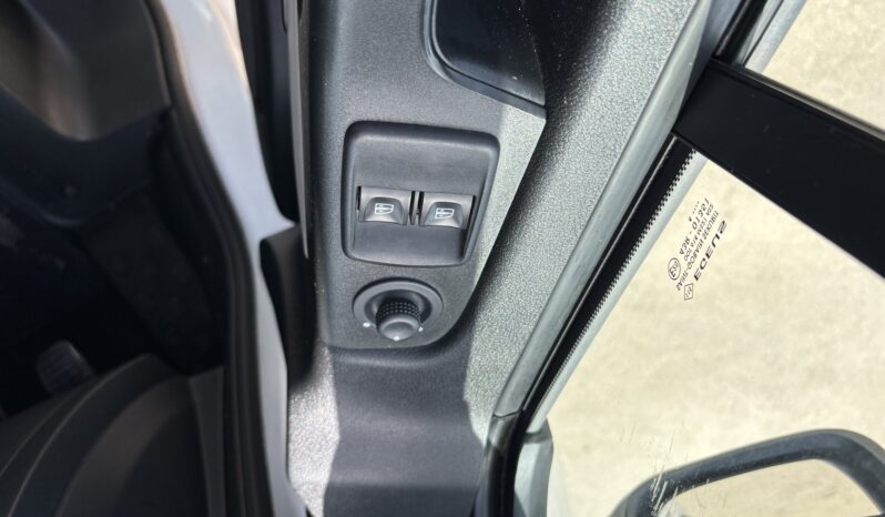 Renault Trafic L2H1 1.6 TDI lleno