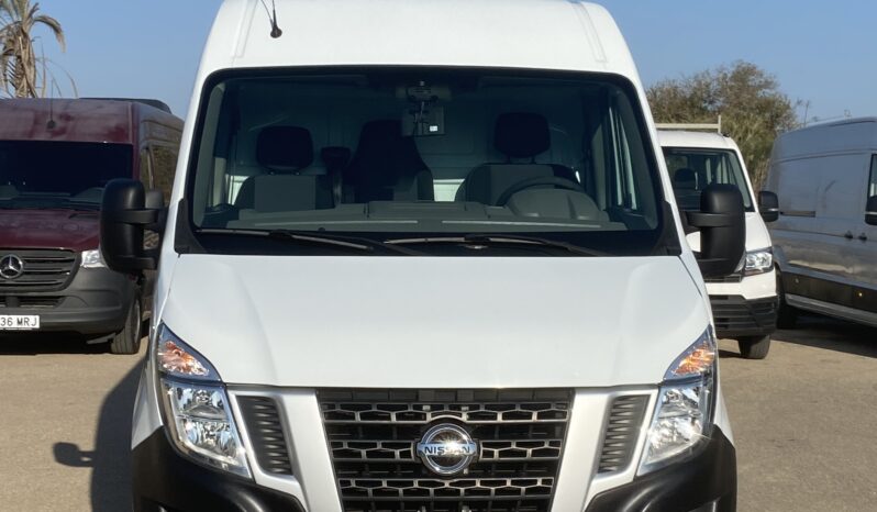 Nissan NV400 lleno