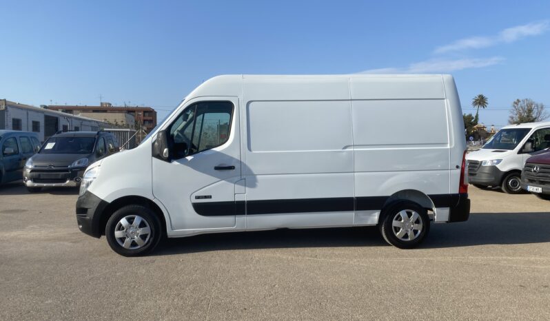 Nissan NV400 lleno