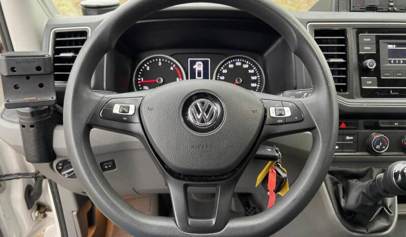 VW Crafter 35 Pritsche LR 2,0 TDI “Trendline” lleno