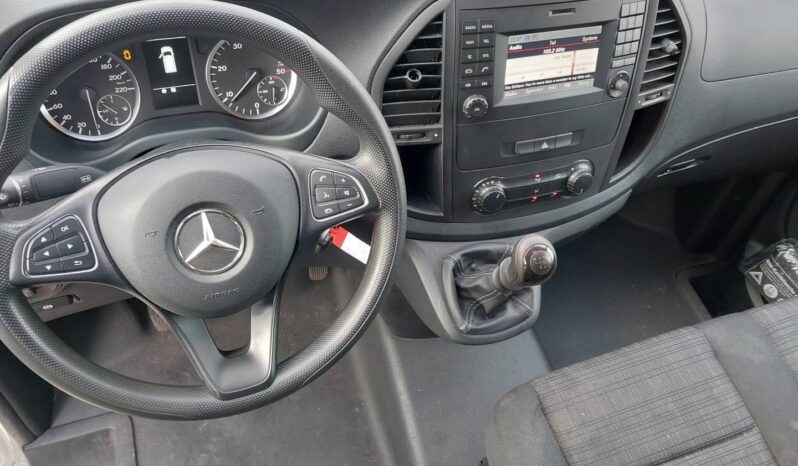 Mercedes-Benz Vito Kasten 111 CDI lang FWD lleno