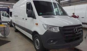 Mercedes-Benz Sprinter 317 CDI RWD