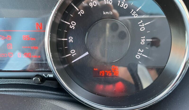 Peugeot 3008 1.6 e-HDI lleno