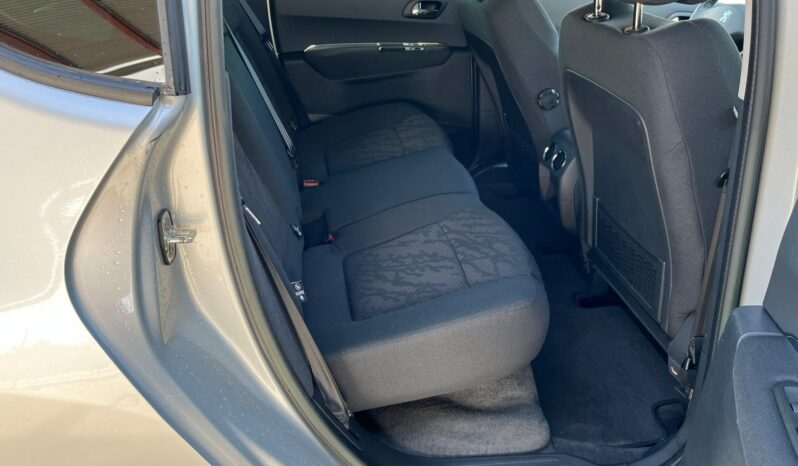 Peugeot 3008 1.6 e-HDI lleno