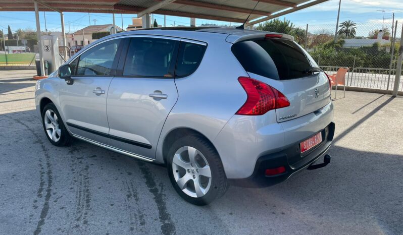 Peugeot 3008 1.6 e-HDI lleno