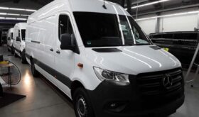 Mercedes-Benz Sprinter 317 CDI RWD L5H2