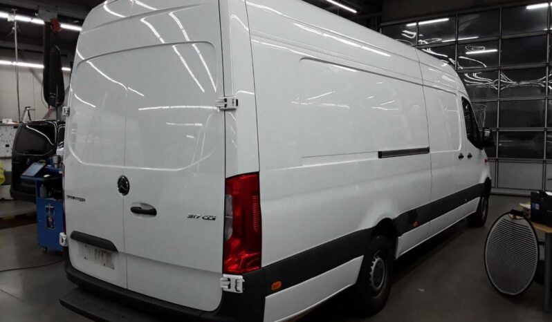 Mercedes-Benz Sprinter 317 CDI RWD L5H2 lleno