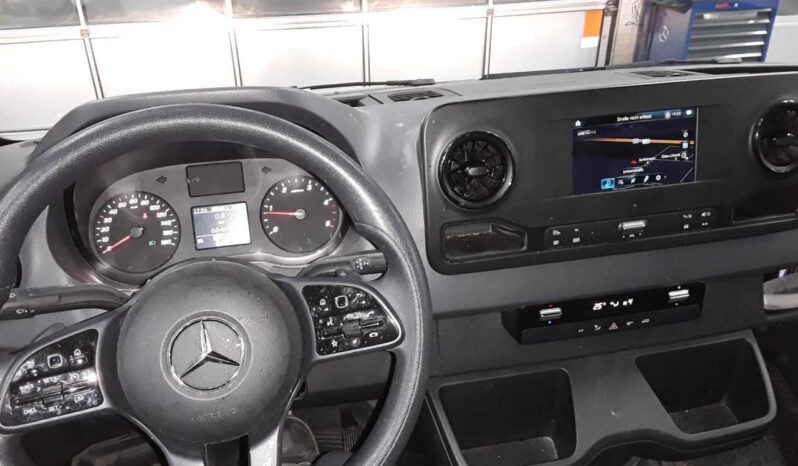 Mercedes-Benz Sprinter 317 CDI RWD L5H2 lleno