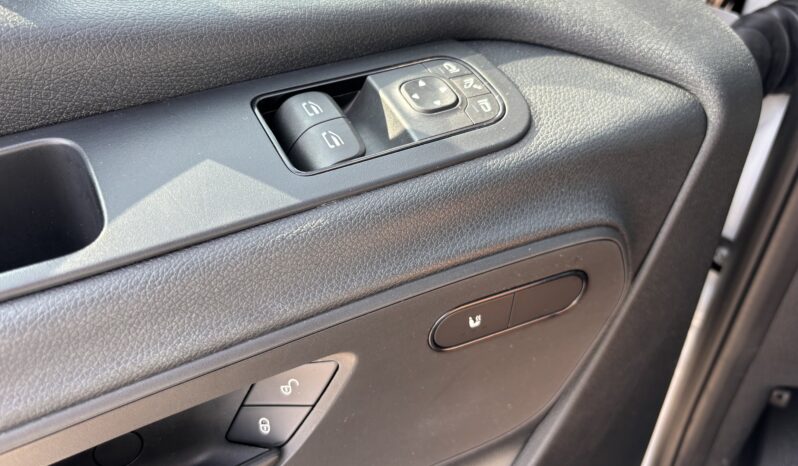 11.2020 Mercedes-Benz Sprinter 315 L4H2 88660 lleno