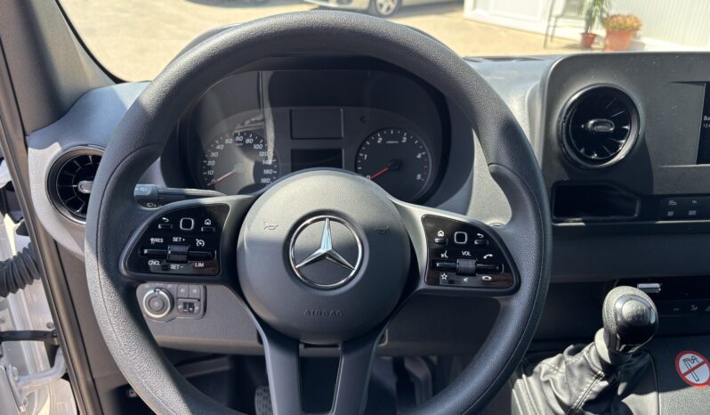Mercedes Sprinter 317 L4H2 10.2022 89km lleno