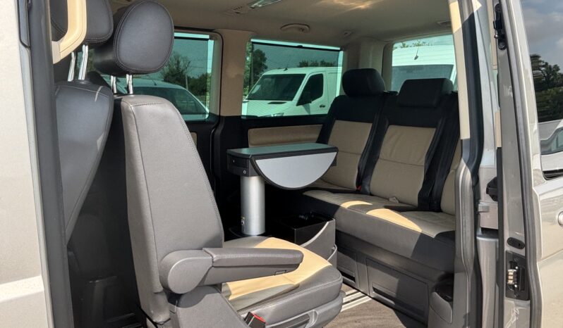 VW Multivan T5 2011 Automático lleno