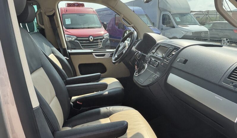 VW Multivan T5 2011 Automático lleno