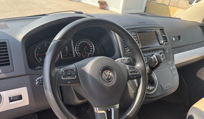 VW Multivan T5 2011 Automático lleno