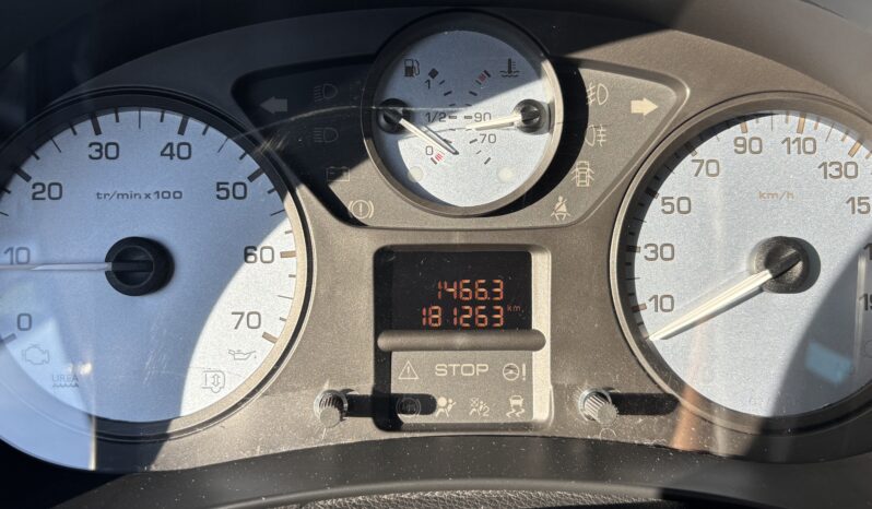 Citroen Berlingo Selection 1.6 HDi 06.2014 con 181300km lleno