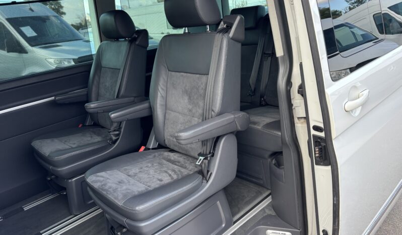 VW Multivan T5 HighLine Automático 06.2014 156k lleno