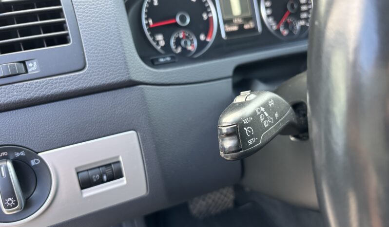 VW Multivan T5 HighLine Automático 06.2014 156k lleno
