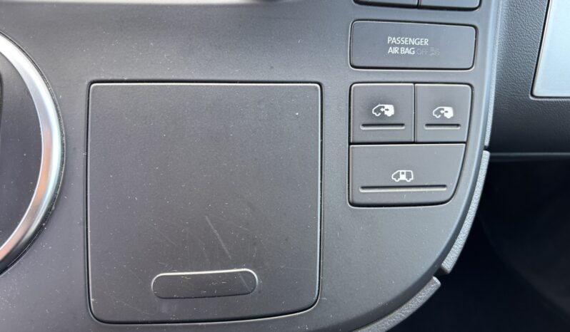 VW Multivan T5 HighLine Automático 06.2014 156k lleno