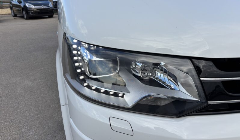 VW Multivan T5 HighLine Automático 06.2014 156k lleno